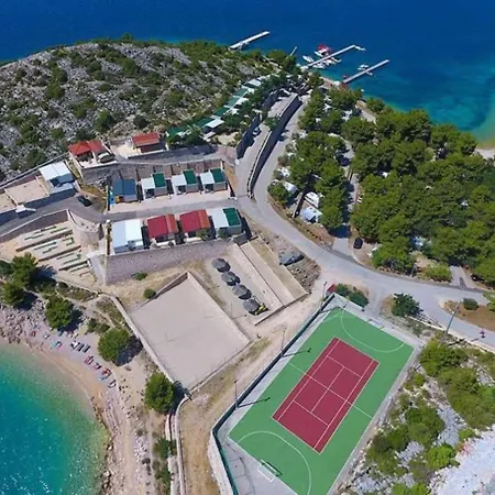 Premium Mobile Lana - Oaza Mira キャンプ場