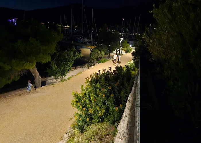 Kemping Premium Mobile Lana - Oaza Mira