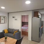 Camping Premium Mobile Lana - Oaza Mira *